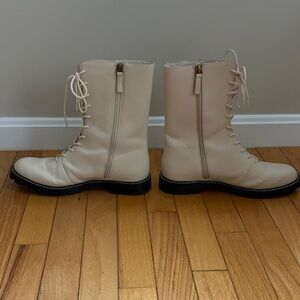 Calf Height Lace-Up Women's Boots